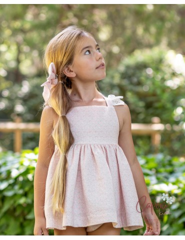 LA MARTINICA TIENDA Jesusito Flores Rose Boétie Kids