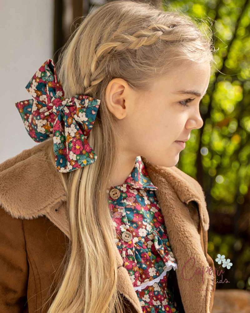 Tendencia en Complementos: Lazo Flores Larsy Boétie