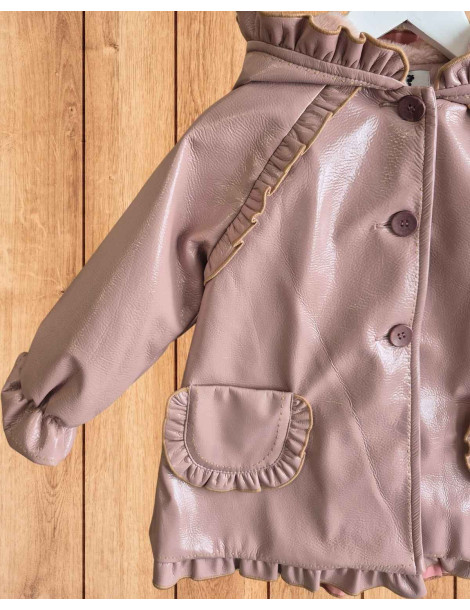 Abrigo Charol Capucha Volante Rosa Camel La Martinica