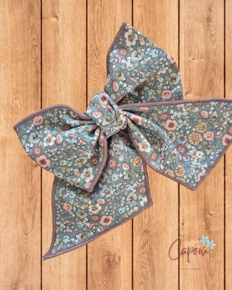 Lazo Flores Elira Boétie - Complementos Infantiles