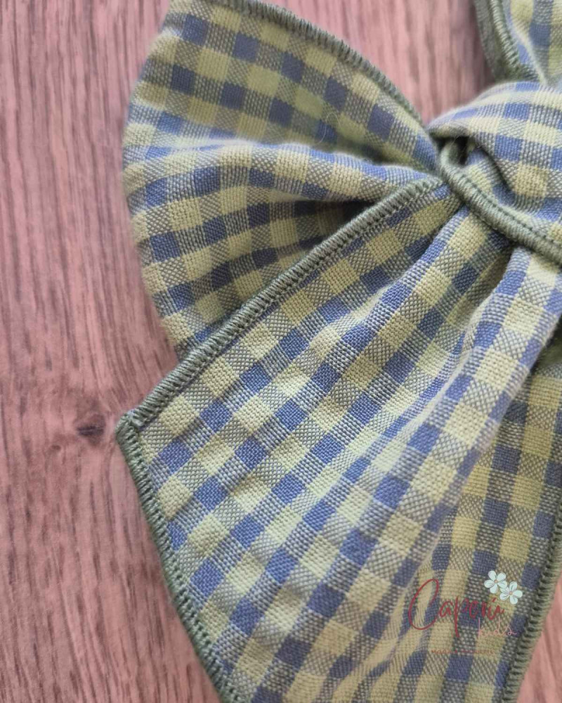 Lazo Mediano Cuadros Olivo La Martinica | Complementos Pelo