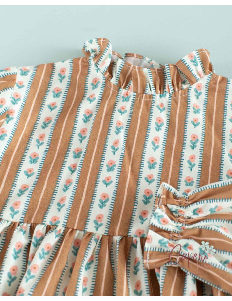 ¡Nuevo! Blusa Peplum Rayas Flor Tofee Mi Canesú